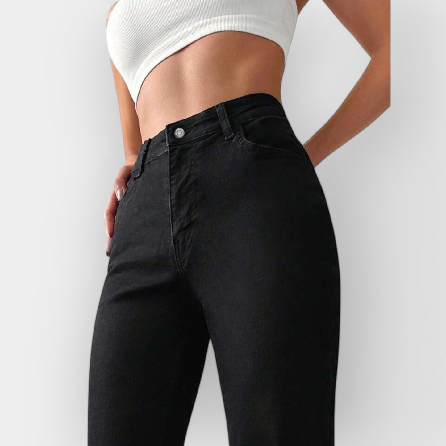 Irina | Kõrge vöökohaga bootcut-teksad
