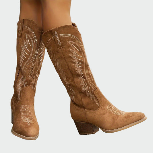 Neža | Pärlitega kaunistatud cowboy saapad elegantsete tikanditega