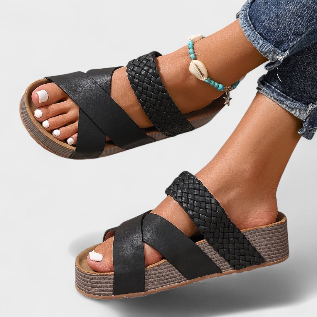 Laura | Ortopeedilised nahast sandaalid