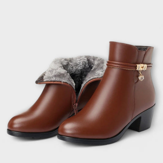 Asta | Elegantne talvesaapad lukuga