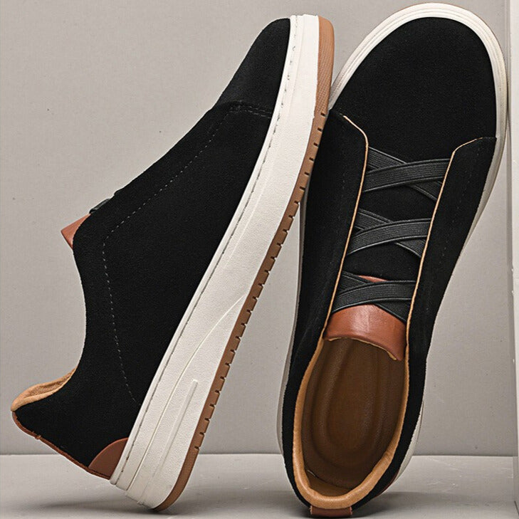 Uffe | MEESTELE NAHKSIKUD SLIP-ON KINGAD