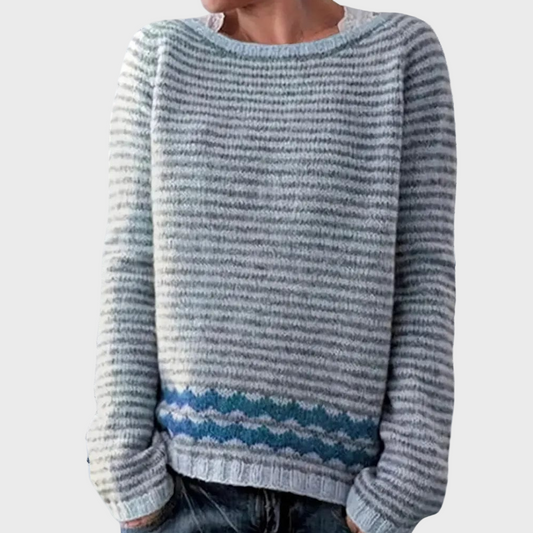 Liis | Kootud kõrge kaelusega särk triibulise mustriga