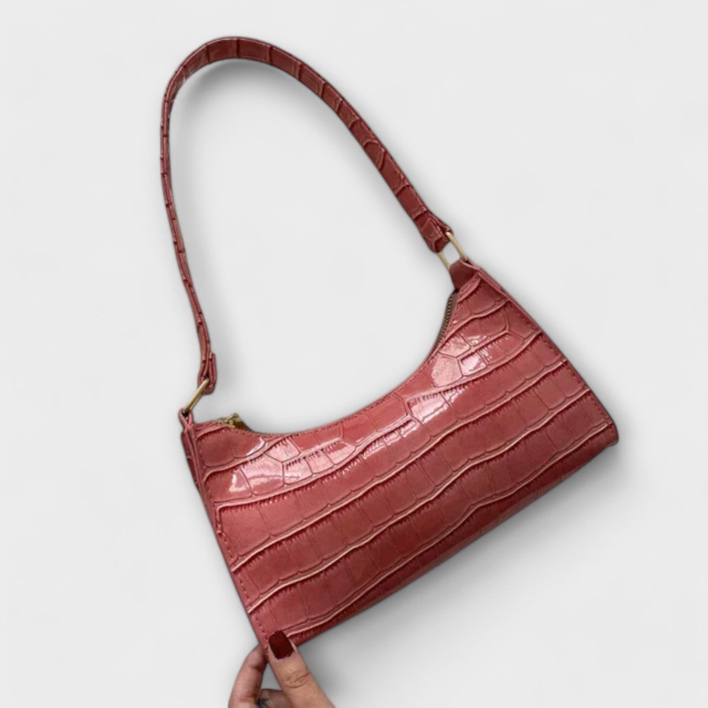Bernarda | Elegantne Nahast Kott Sädelusega