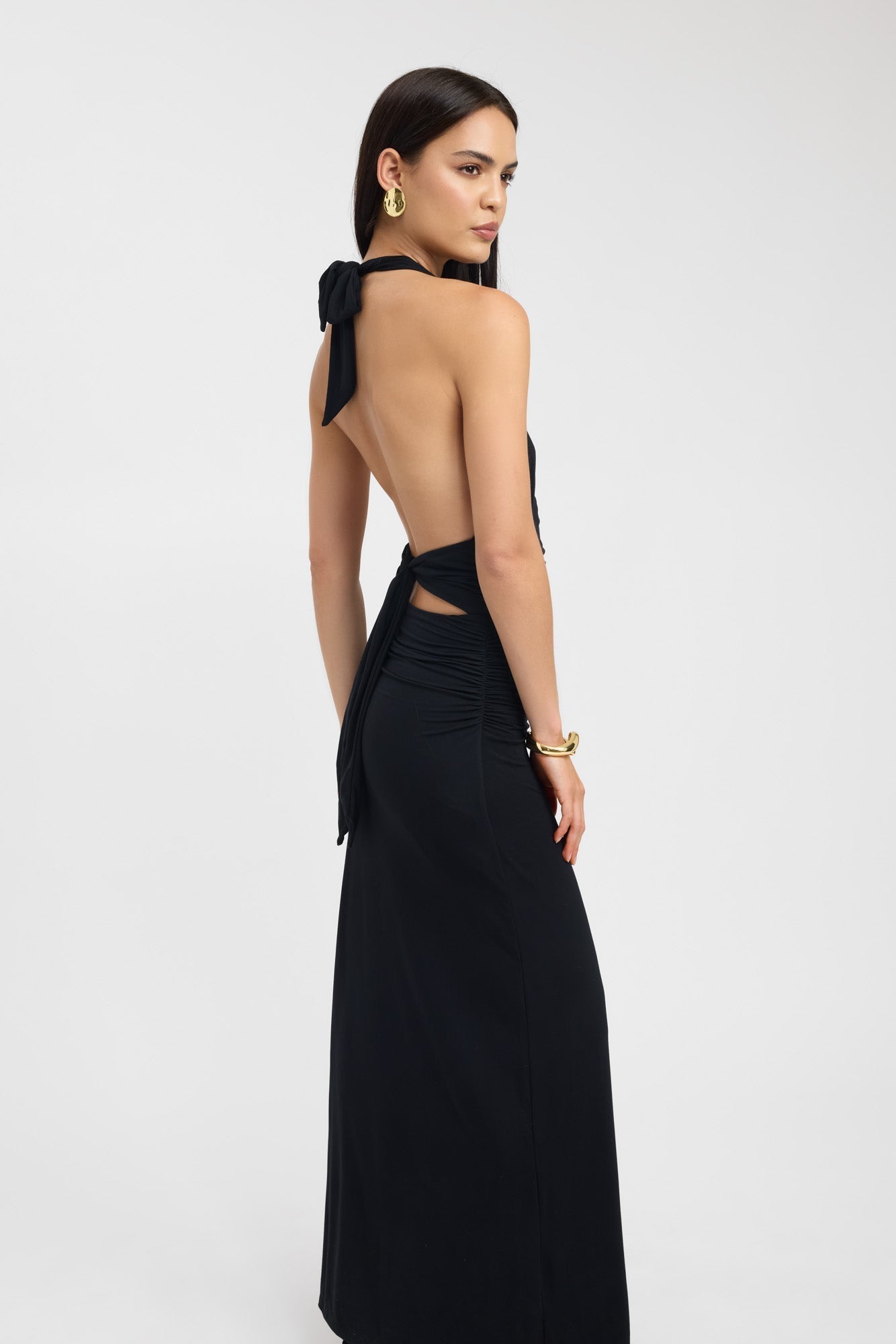 Lerata | elegantne pikk kleit nööpkaelusega