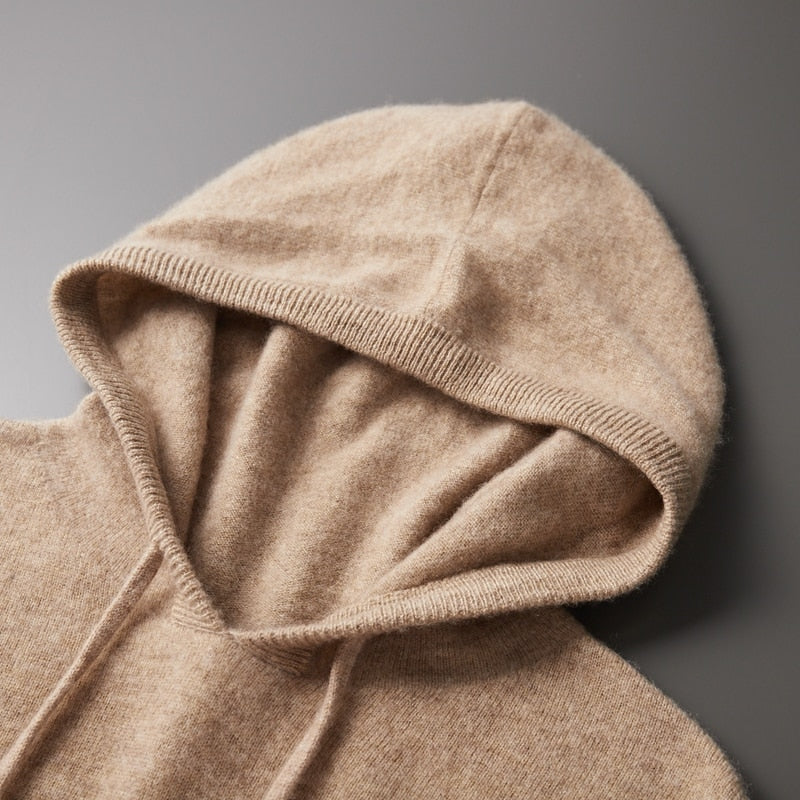 Glenn | MEESTELE PEHME JA ELEGANTNE KAPUUTSWEATER