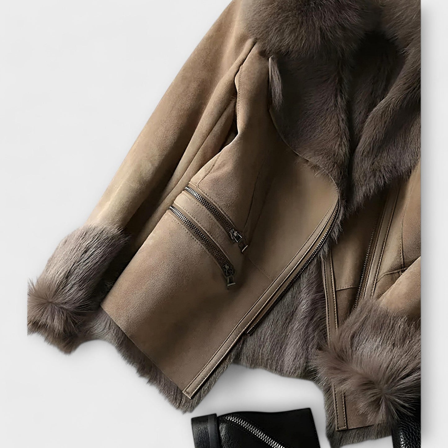 Mariana | Luksuslik Lambanahk Mantel