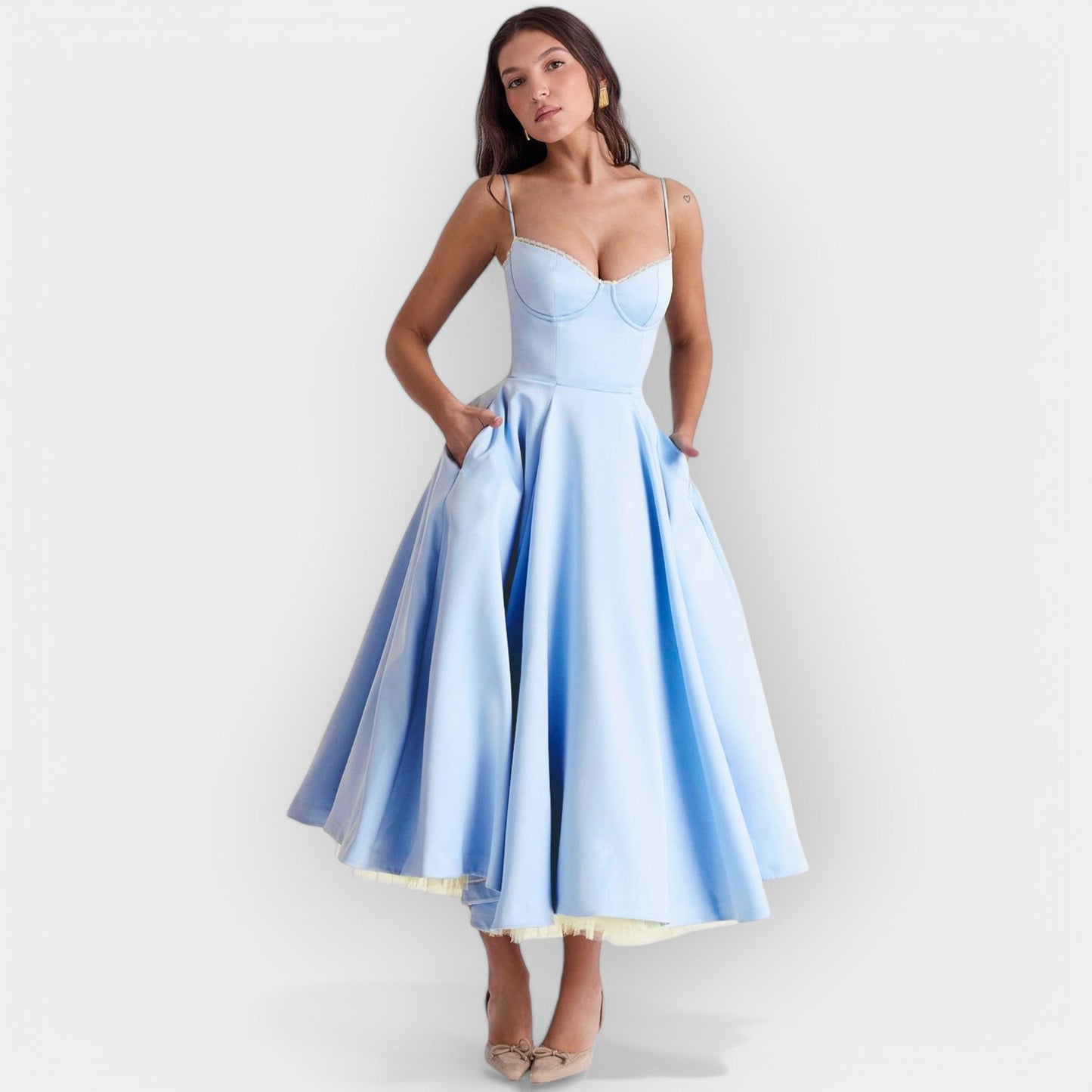 Olivia | Elegantne joonega midi kleit