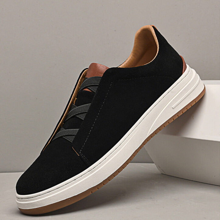 Uffe | MEESTELE NAHKSIKUD SLIP-ON KINGAD